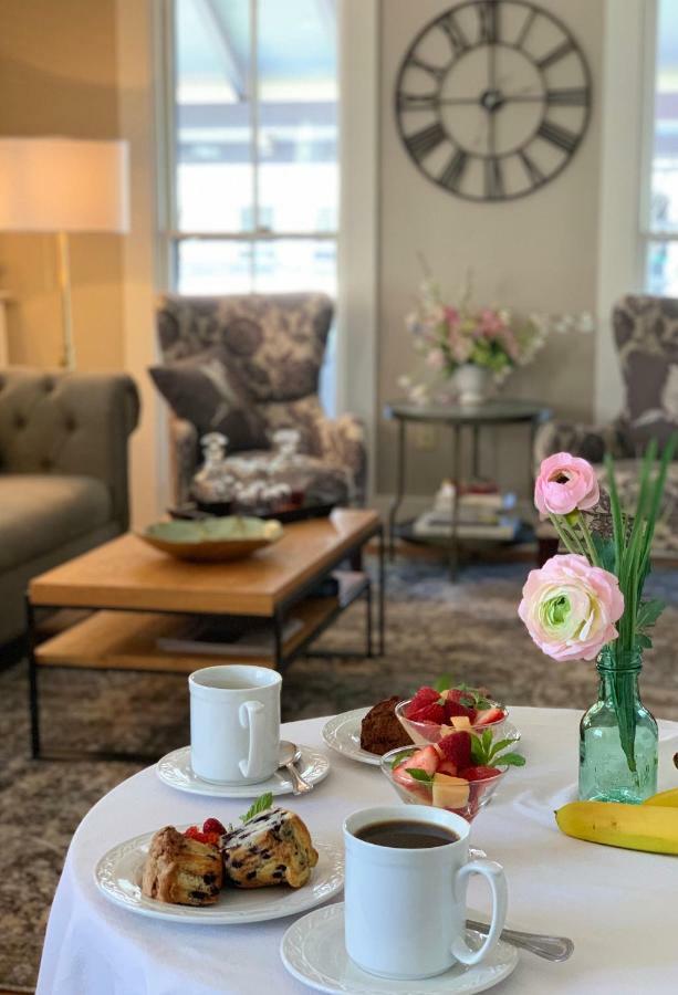 The Oak Bluffs Inn Εξωτερικό φωτογραφία